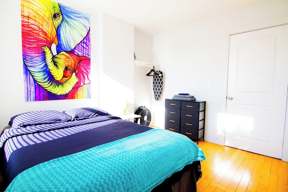 Bedroom 3 with 1 full size bed