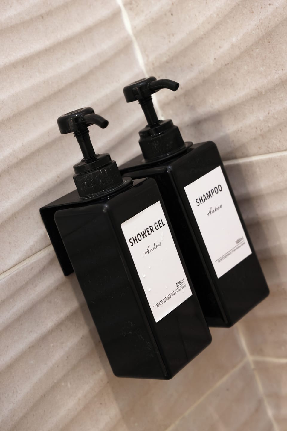 Bathroom amenities