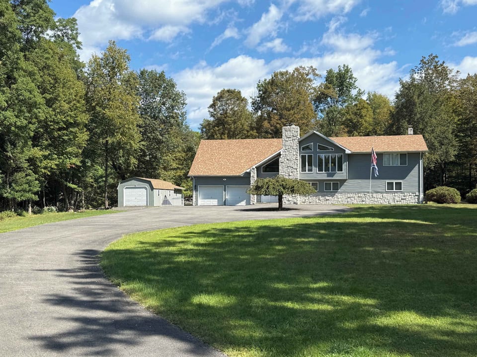 Exterior | Front Entrance 