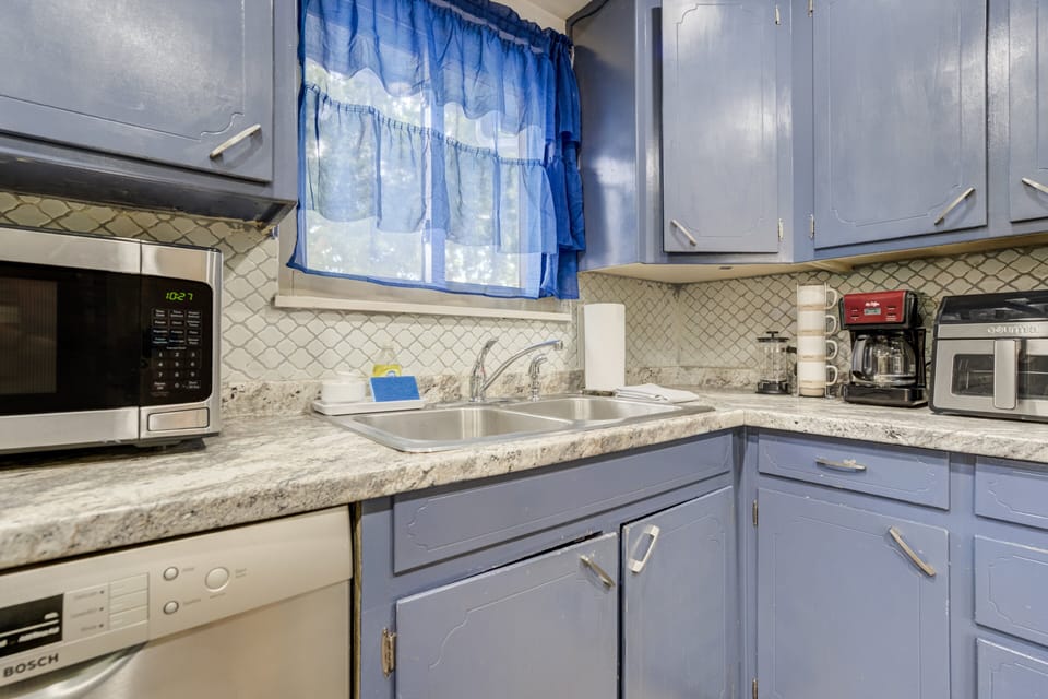 Plenty of storage and counter space