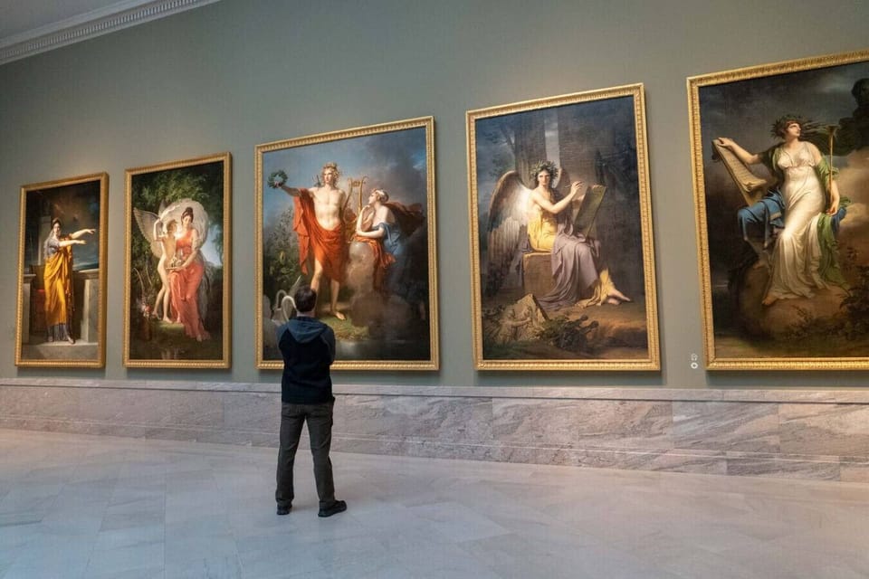 Dive into the art scene at the Cleveland Museum of Art (5 mins away)