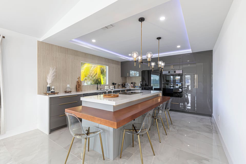 Kitchen dining area second floor