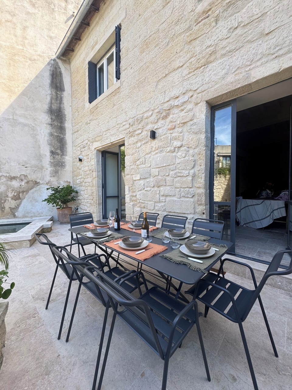 Outdoor dining