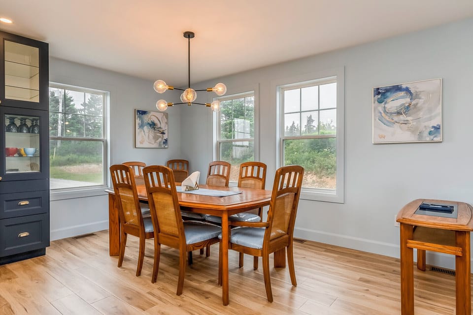 Dining room table
