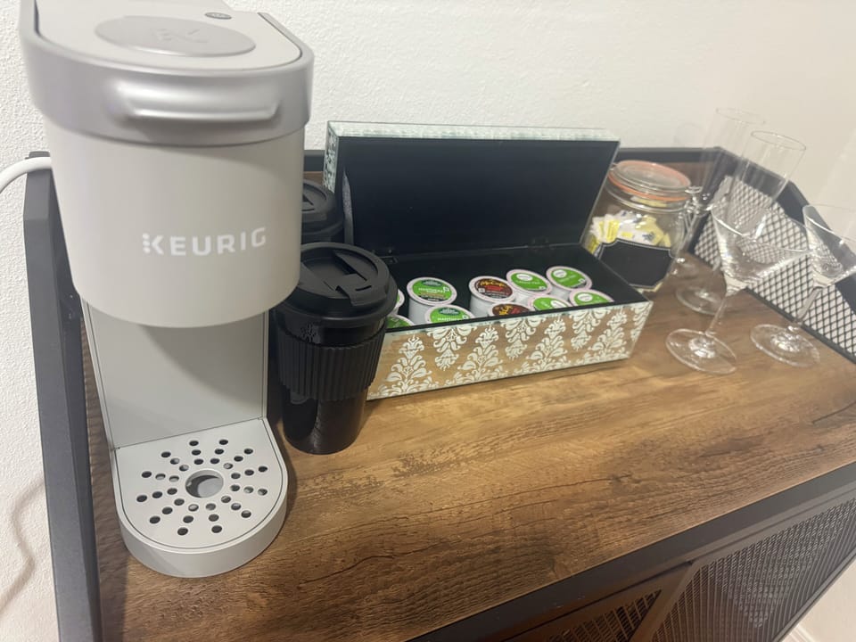Keurig Mchine, coffee and tea pods for your enjoyment