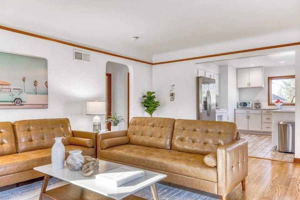 Warm & Welcoming Space – Ideal for Family Bonding & Fun.