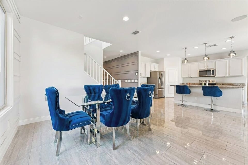 Dining table with seating for 6 - perfect for family meals or game night. 
