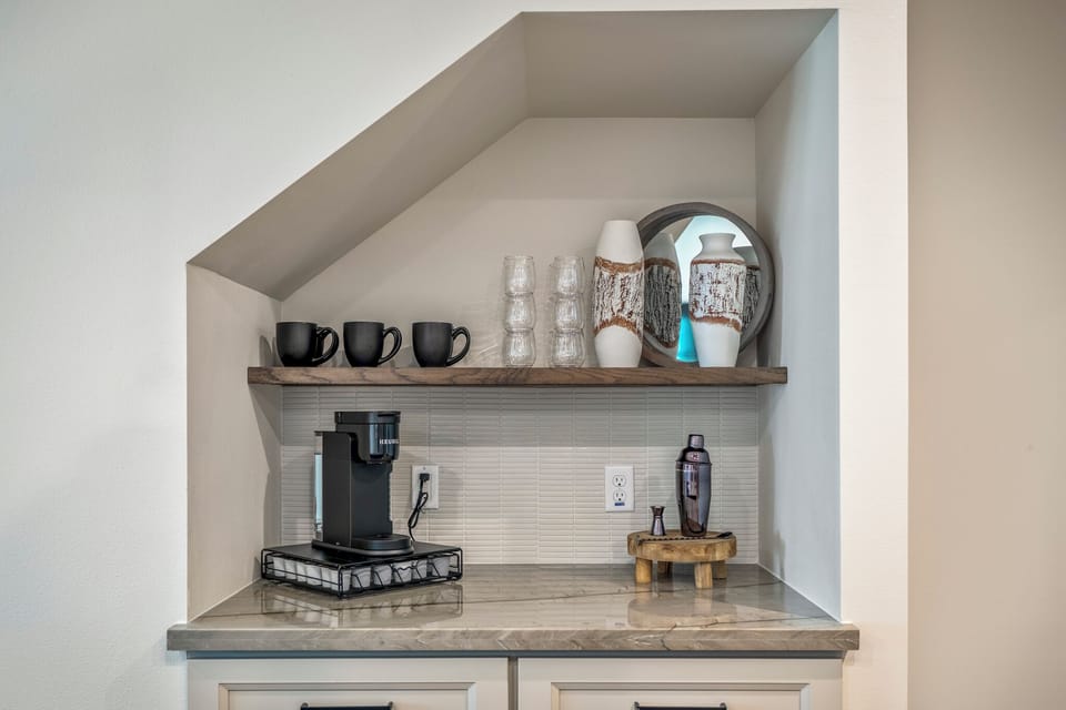 Coffee/Bar stocked with Keurig Coffee Pods and Cocktail Shaker!