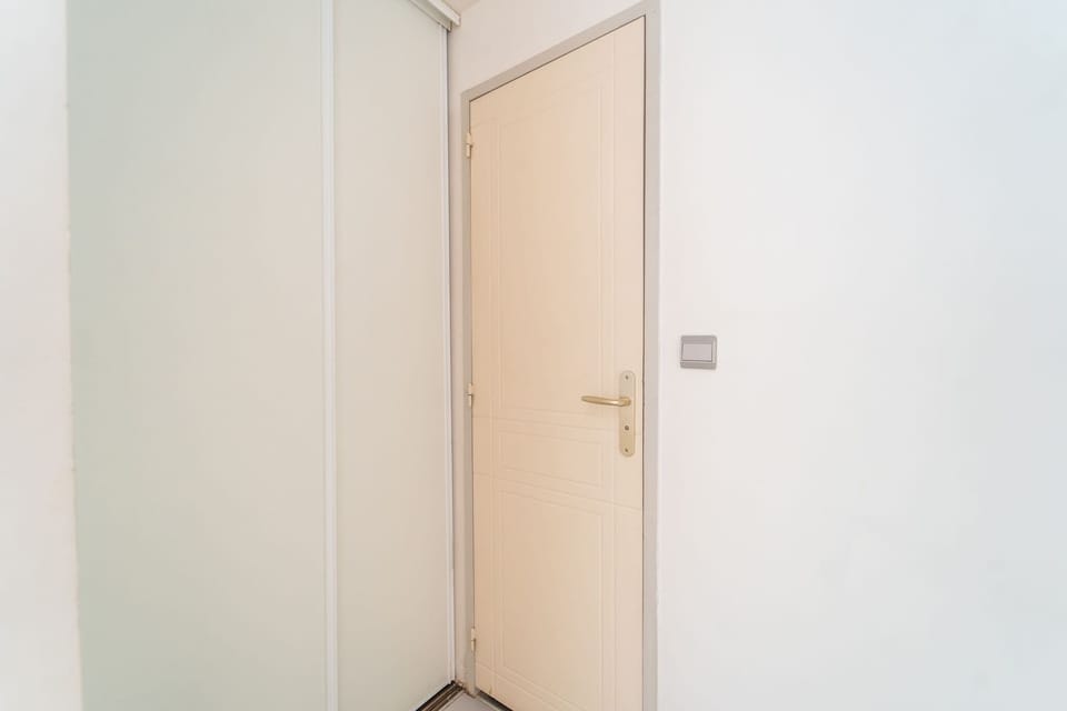 Entrance / Reception