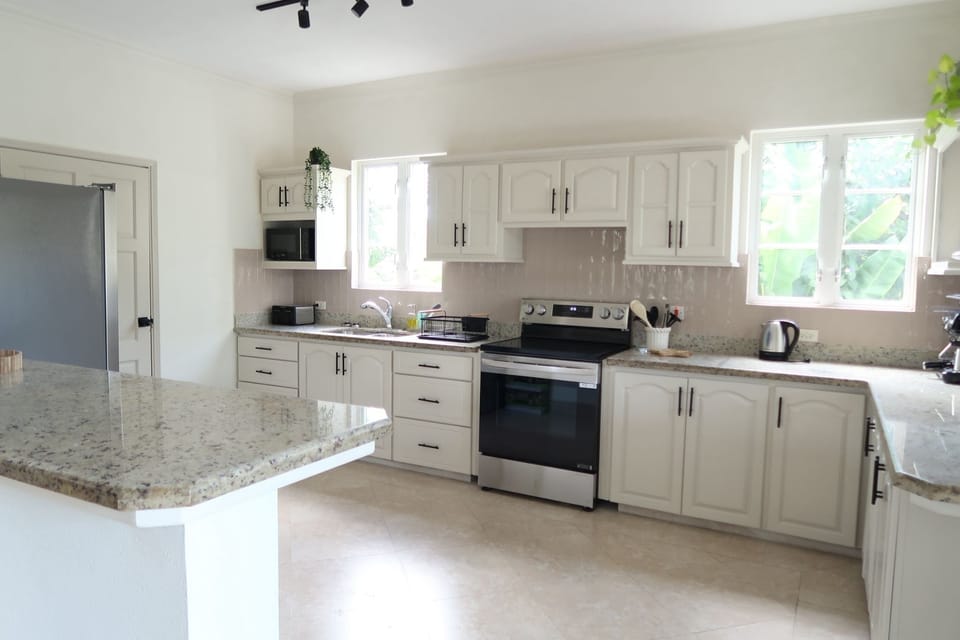 Your beautiful sprawling kitchen with granite countertops