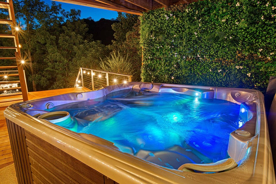 🌿 Luxury meets wellness with a private hot tub —perfect for rejuvenation after mountain adventures.