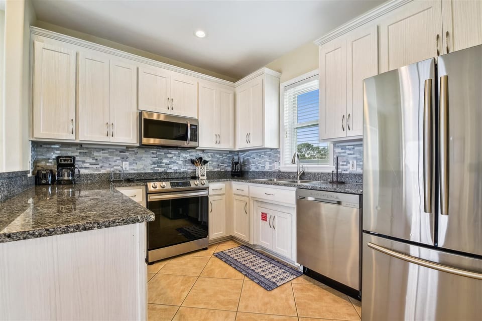 Kitchen - 2nd Floor