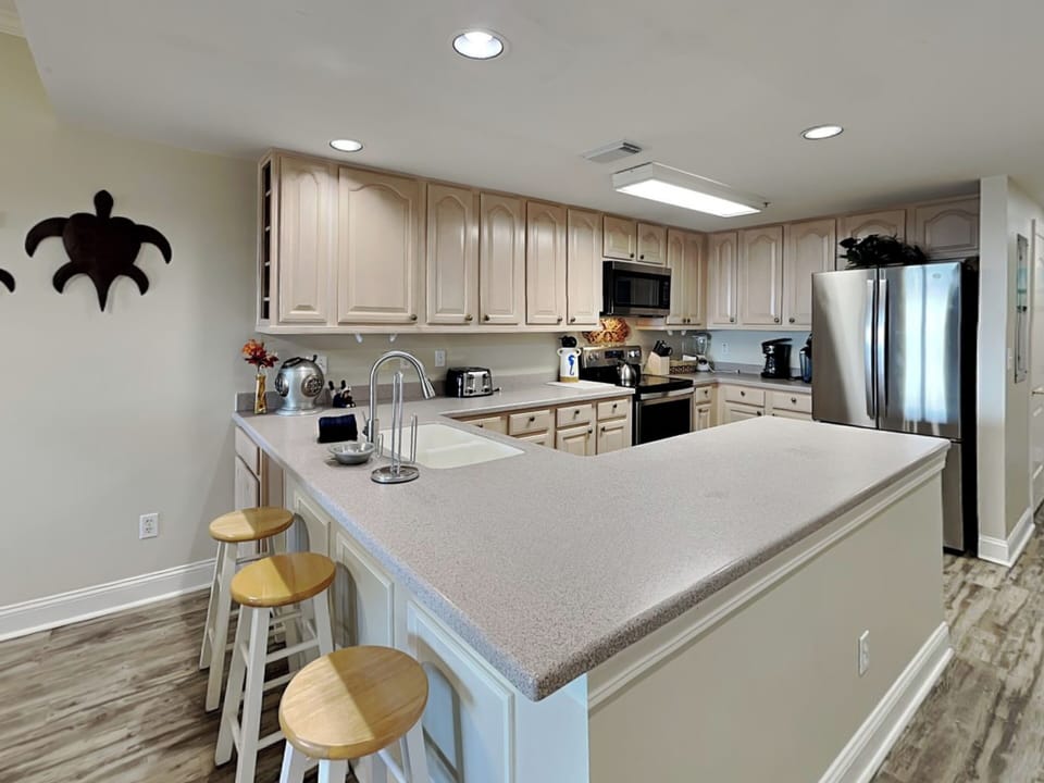 Full Kitchen