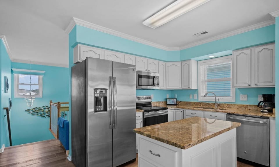 Fully stocked kitchen to cook at home.