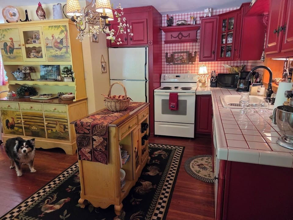 Rooster Furniture!