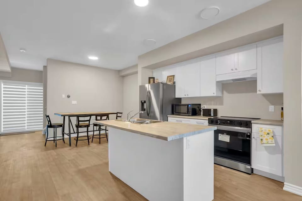 Kitchen/Dining