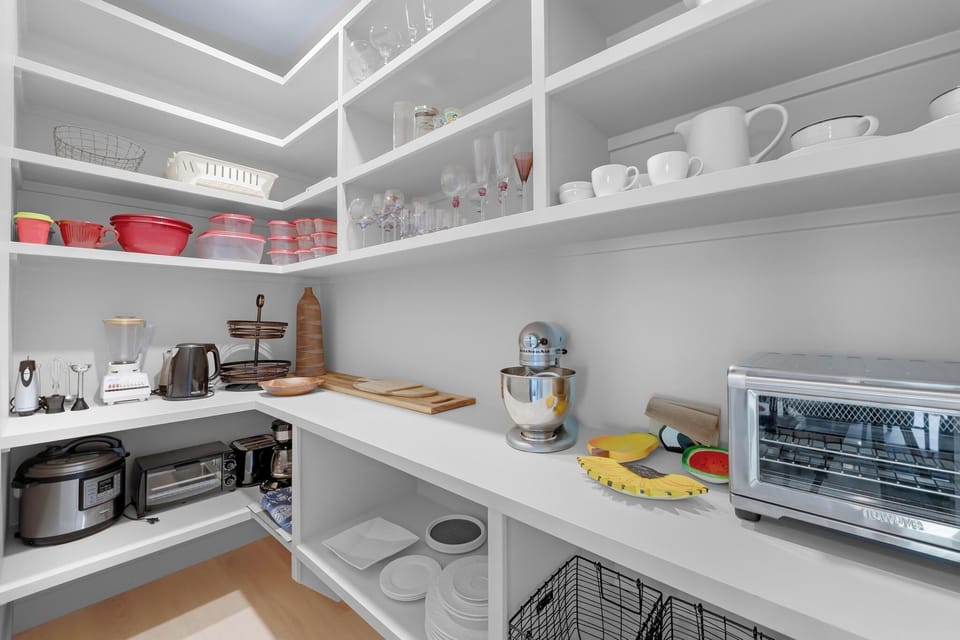 Walk-In Pantry