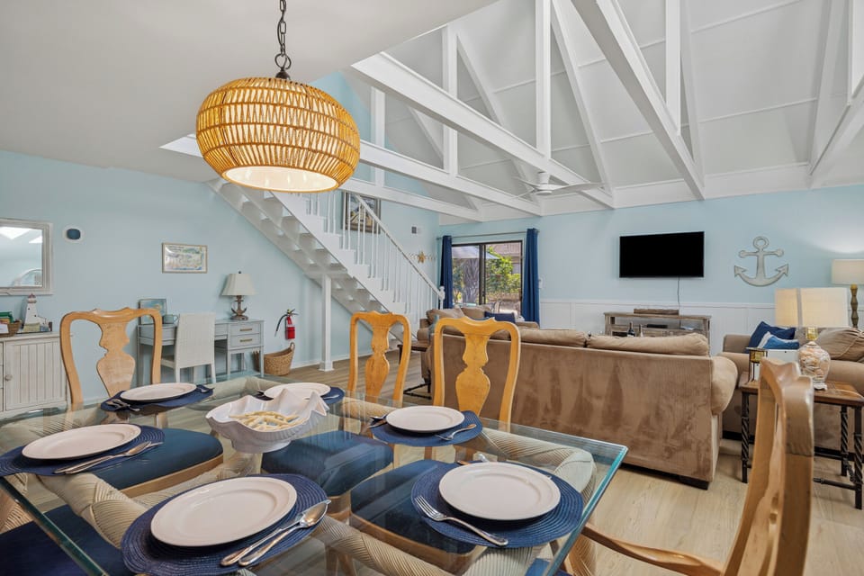 Dining table with seating for 6