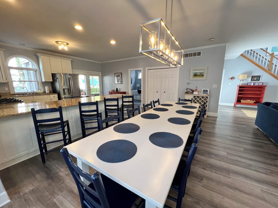 Open Concept Kitchen, Dining and Living Area