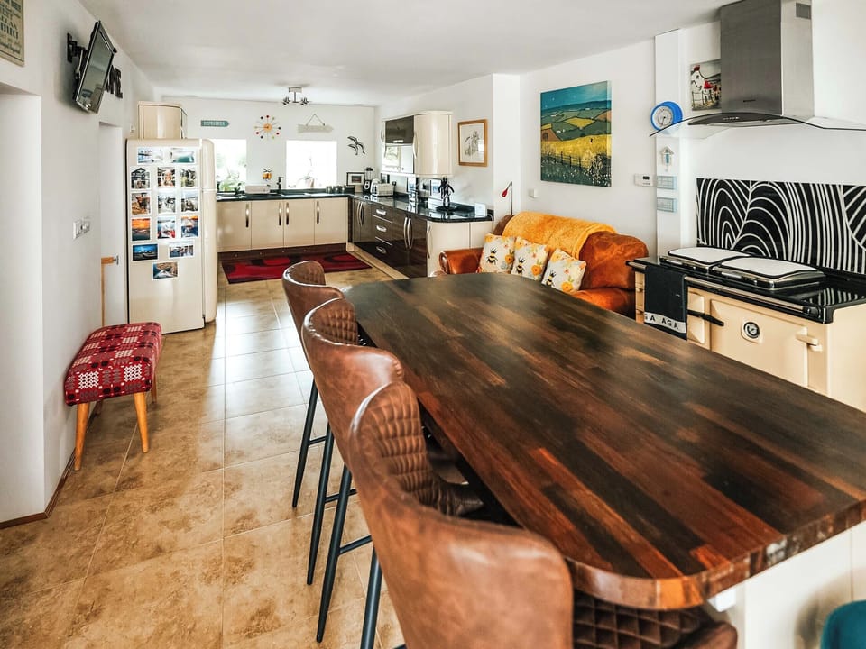 Open plan living space | Ty Fferm Bargoed, Aberaeron