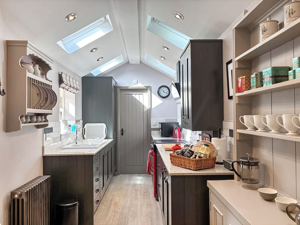 Kitchen | Jasmine Cottage, Grassington