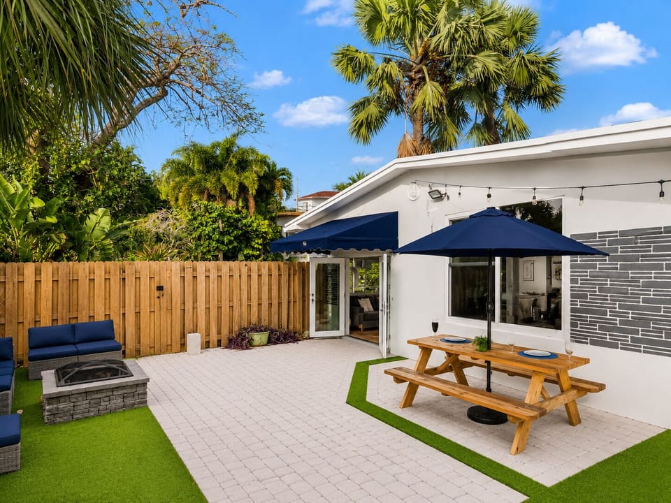 The paradise collection south florida unit 1400 luxury backyard fire pit lounge