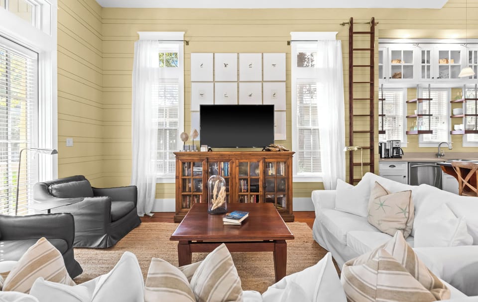 Sink into plush sofas and enjoy the TV for game time
