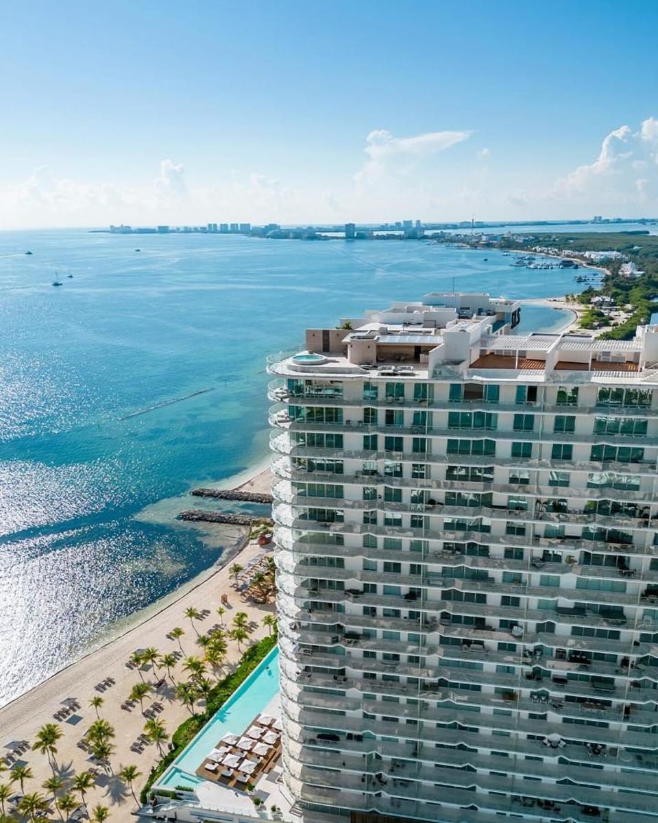Take in sweeping ocean panoramas from a truly iconic shoreline.