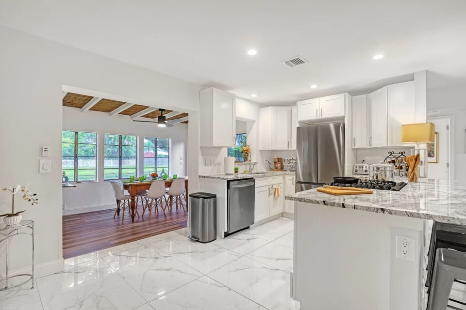 Full well stocked kitchen with gas stove & oven, and full of kitchen necessities to prepare your favorite meals