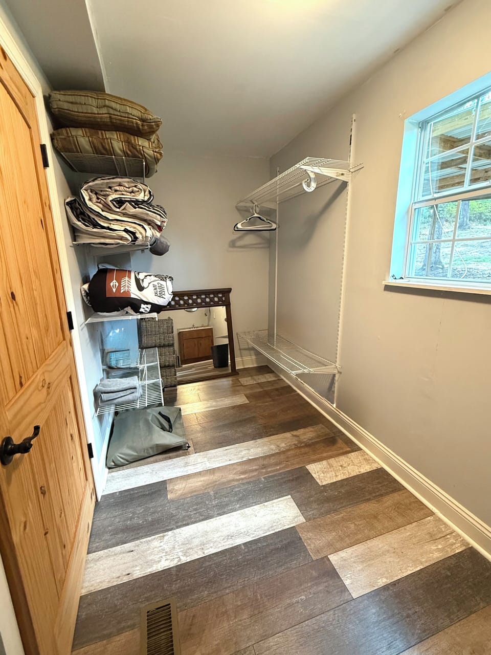 Half bath 2 additional blow up queen mattress