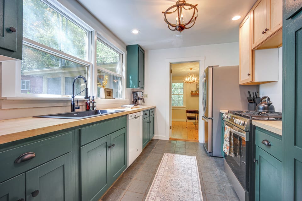Kitchen | Drip Coffee Maker | Dishwasher | Cooking Basics | 1st Floor