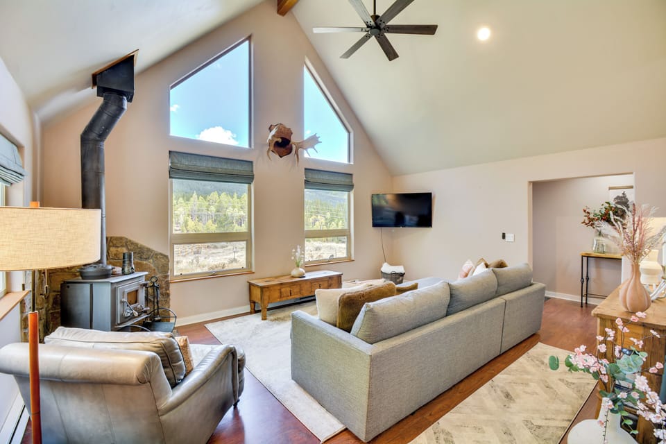 Alma Vacation Rental | 2BR + Loft | 2BA | 4 Steps to Enter | 1,400 Sq Ft