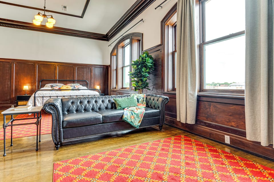 Crawfordsville Vacation Rental | Studio | 1BA | Step-Free Access | 700 Sq Ft