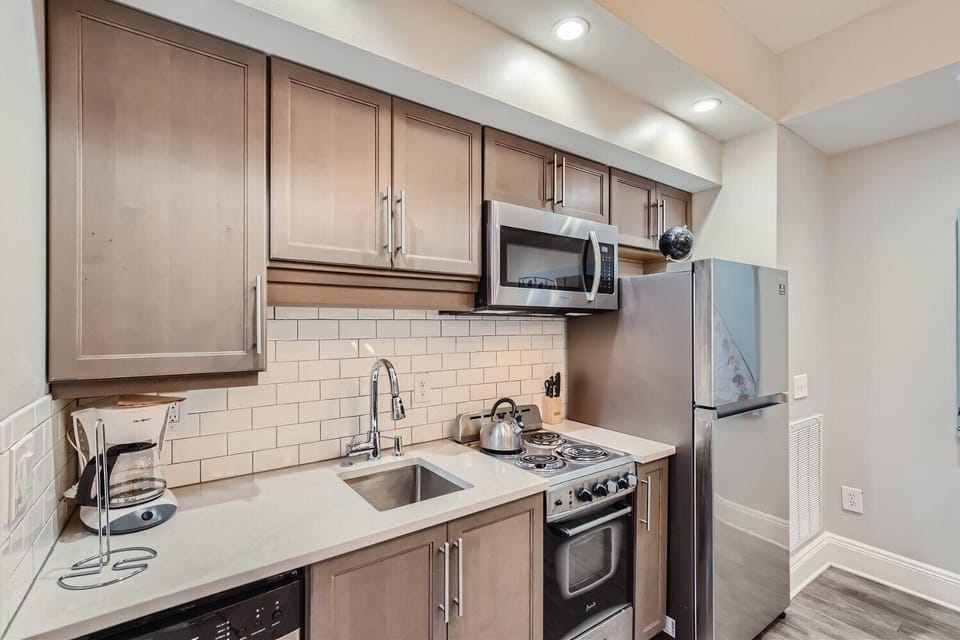 Your cheerful cooking corner!