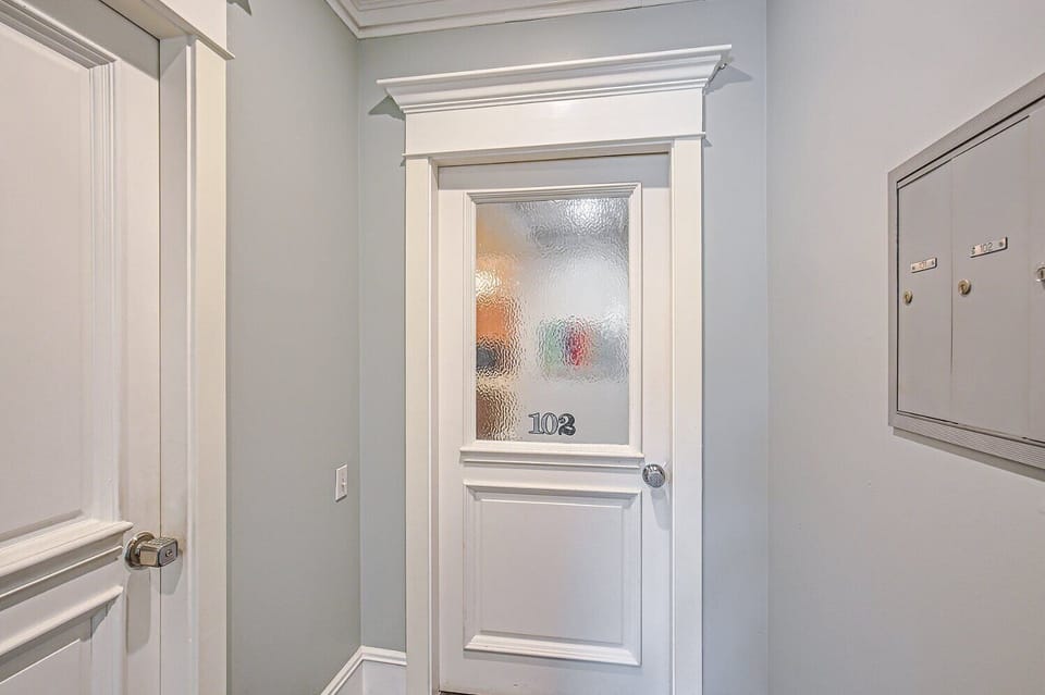 Welcome home, step inside!