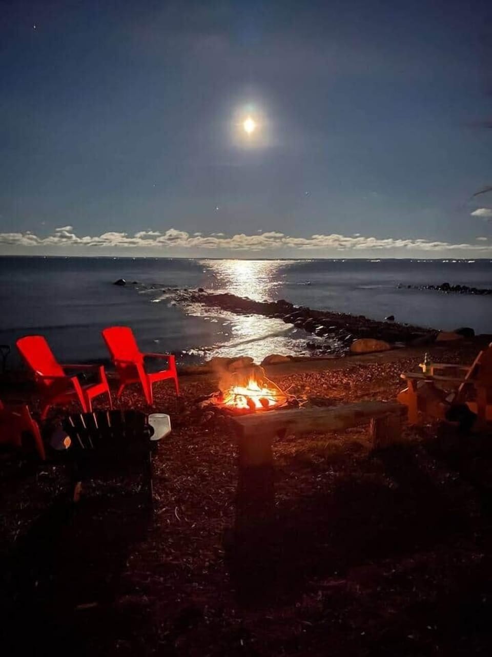 Moonlit views of the bay!