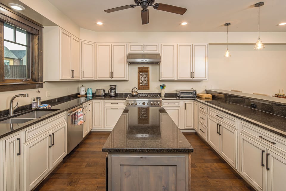 Create family meals in this fully equipped kitchen | Main Level
