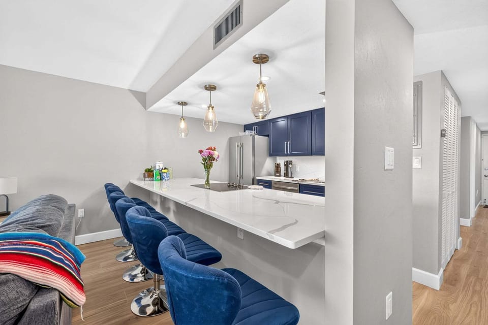 Breakfast bar