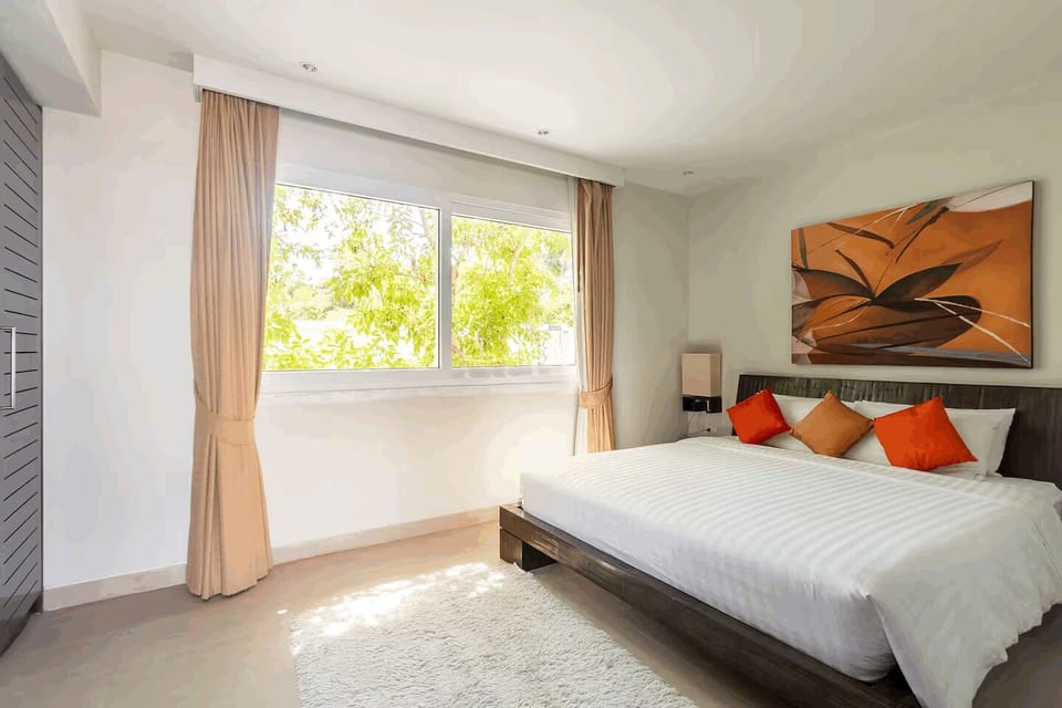 Raya Villa, 2 Bed Beachfront Villa Private Pool (6746)