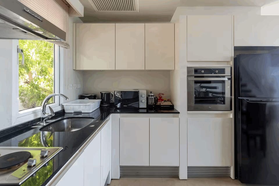 Raya Villa, 2 Bed Beachfront Villa Private Pool (6755)
