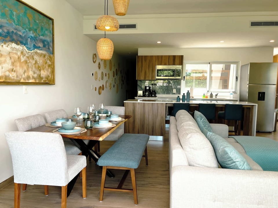 Dining & Living Room