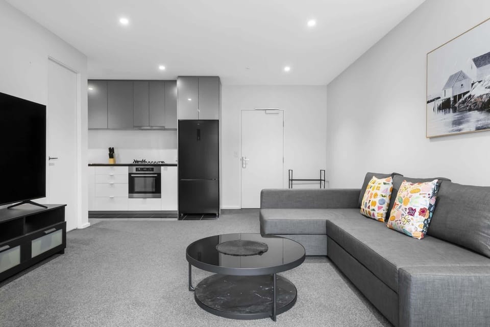 Living Area/Kitchen