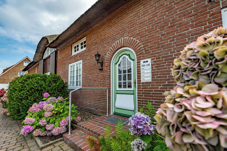 Facade / entrance