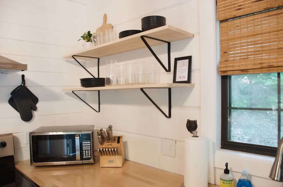 Clean glassware and open shelves! Have a drink, you deserve it!