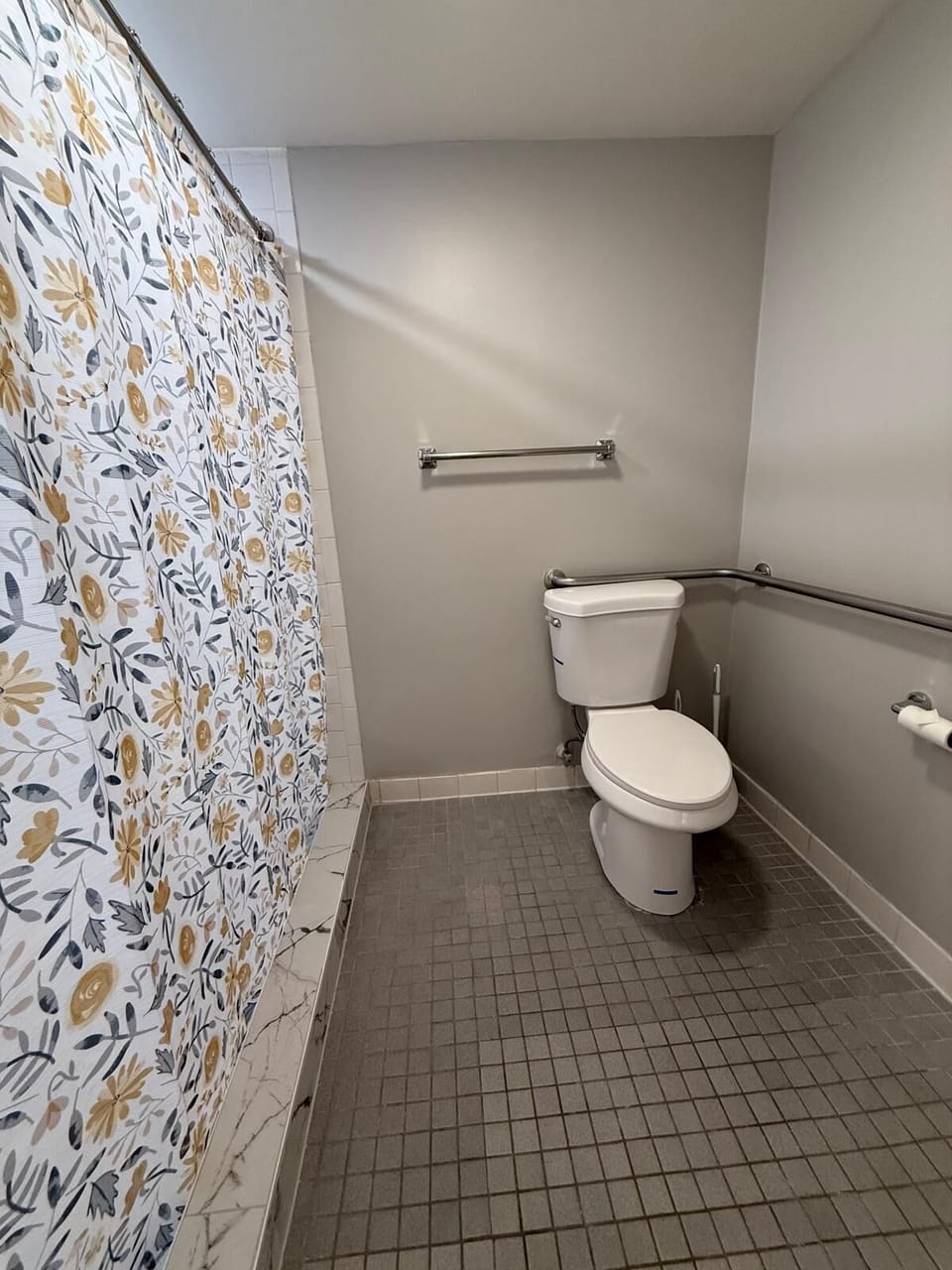 Brighten your routine. A clean, practical bath space.