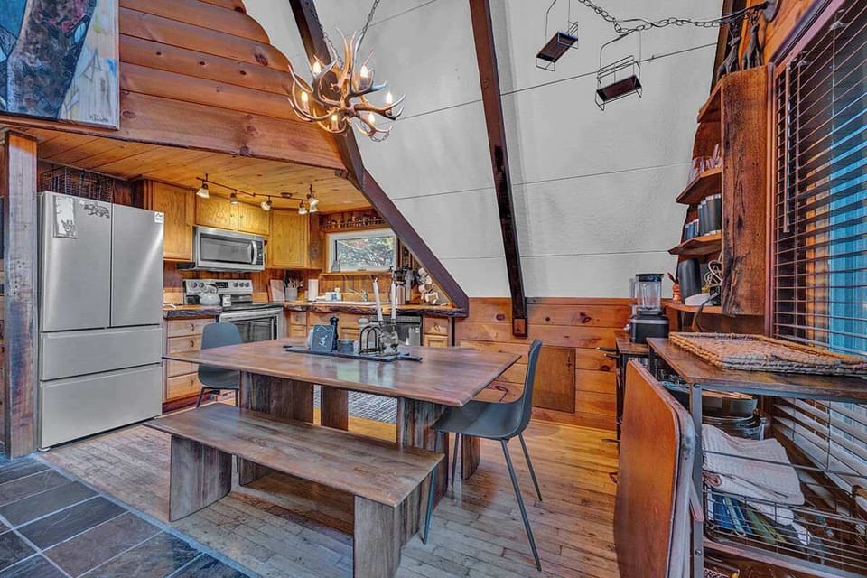 Open layout with mountain-style design and modern finishes