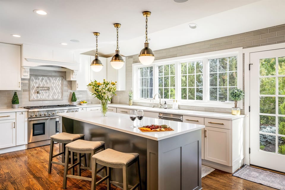 Fully-equipped kitchen