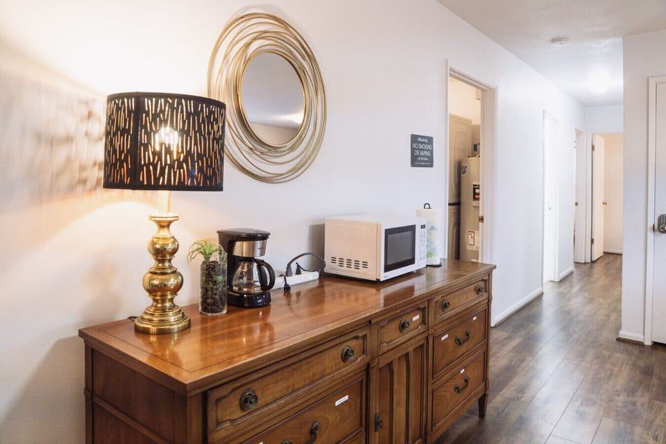 Modern decor details that create a cozy atmosphere.