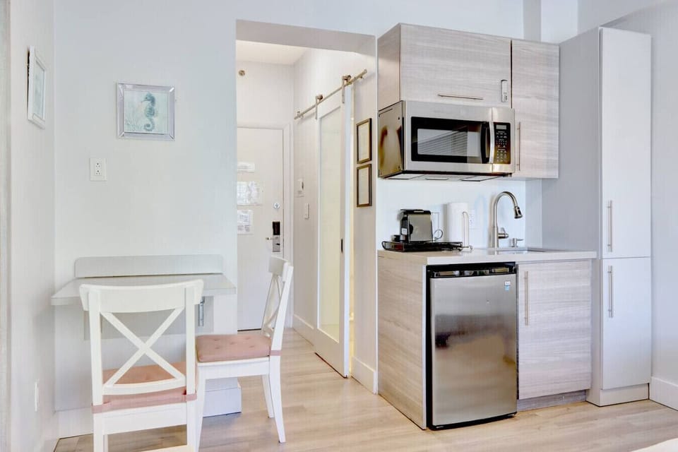 Small but functional space for prepping light meals and snacks.
