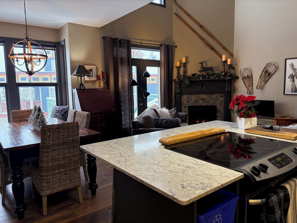 Kitchen and Dining Room 